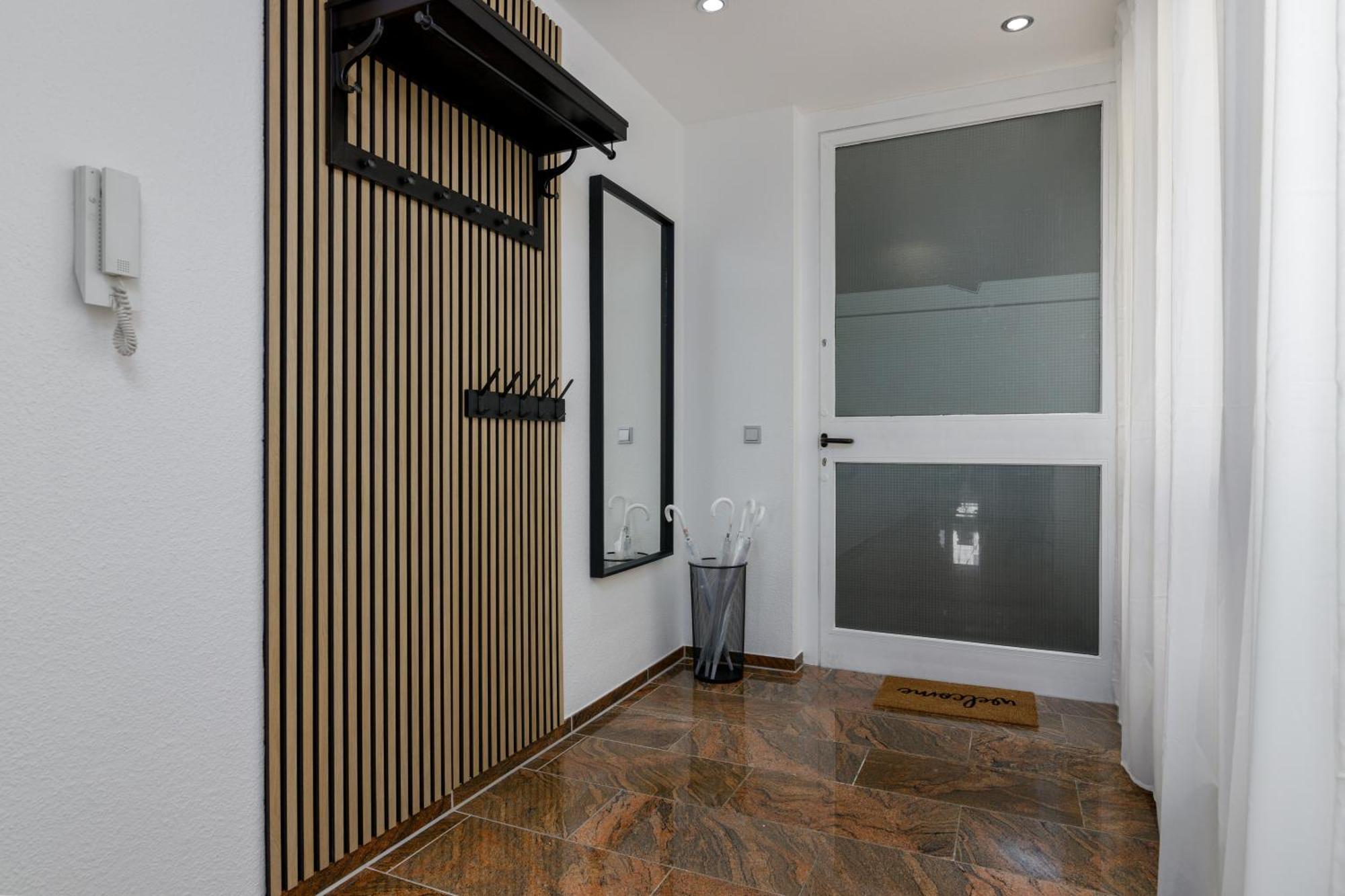 Highlife One Wilhelmstrasse Apartment